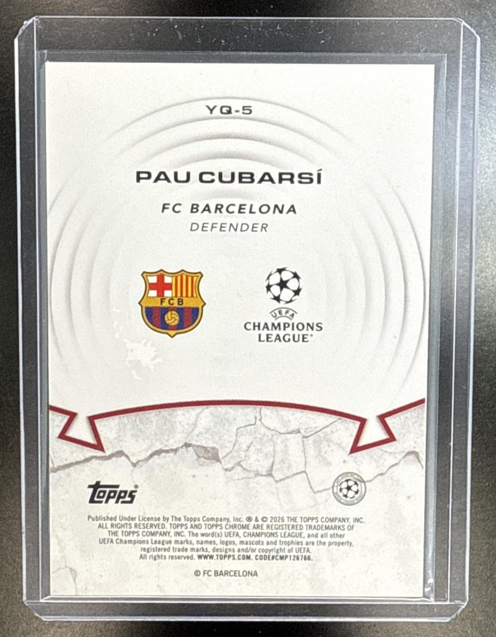 Pau Cubarsi Topps Chrome UCC 2025-26 Youthquake Gold Refractor /50 FC Barcelona