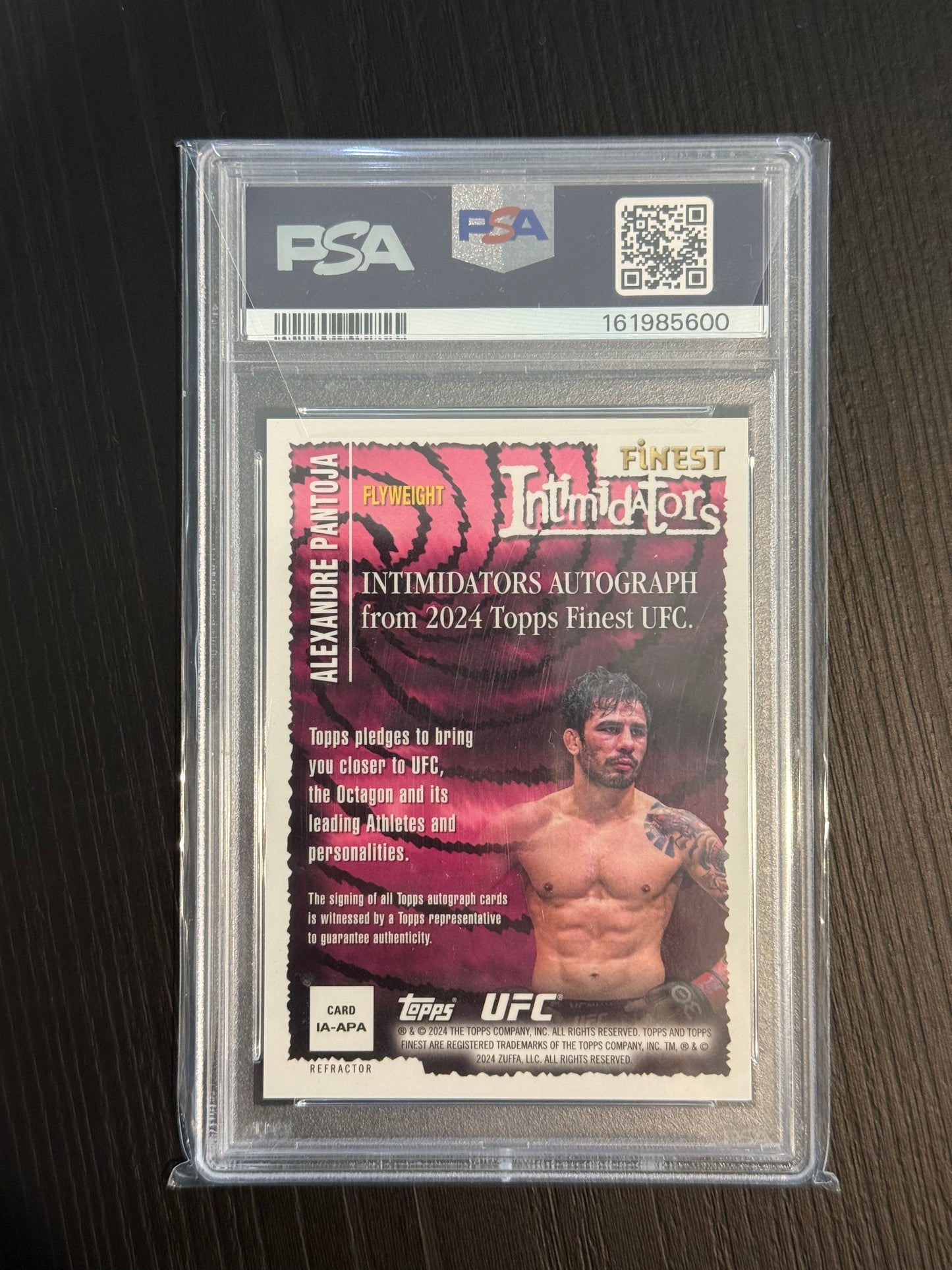 Alexandre Pantoja Topps Finest UFC 2024 Intimidators Auto /75 PSA 8