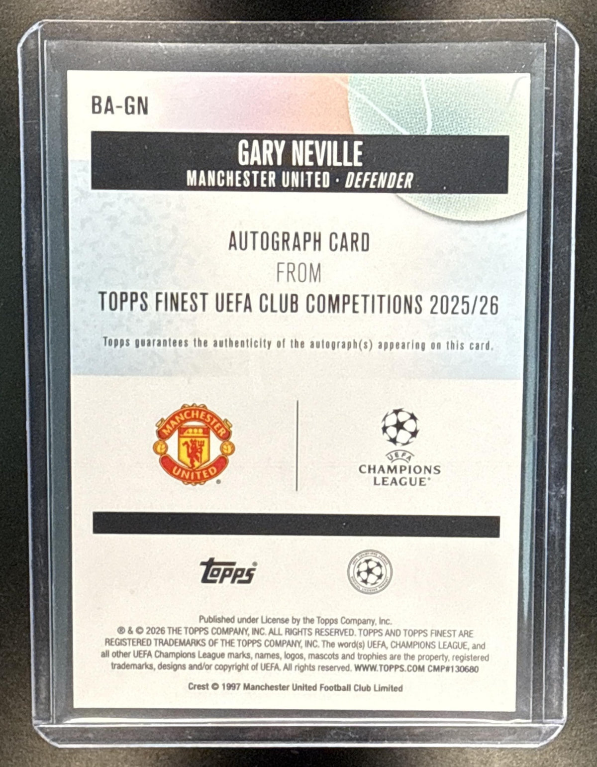 Gary Neville Topps Finest UCC 2025-26 Purple Wave Refractor /75 Auto Manchester United