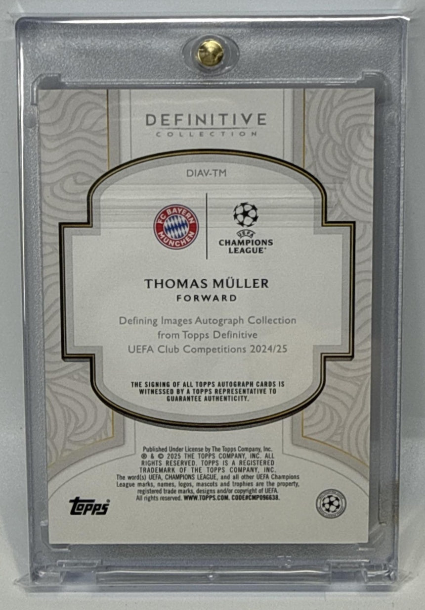 Thomas Muller Topps Definitive 2024-25 Defining Images Auto Purple /5 FC Bayern