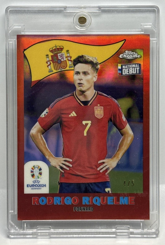 Rodrigo Riquelme Topps Chrome UEFA Euro 2023-24 1960 Red Refractor /5