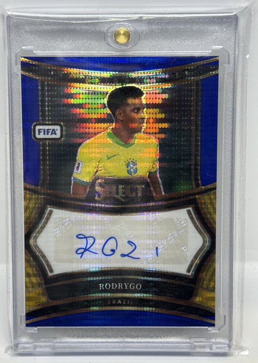 Rodrygo Panini Select FIFA 2024-25 Signatures Blue Pulsar Auto Brazil