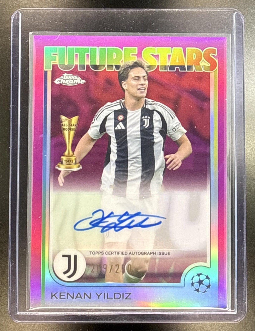 Kenan Yildiz Topps Chrome UCC 2024-25 Pink Refractor /250 Auto Juventus