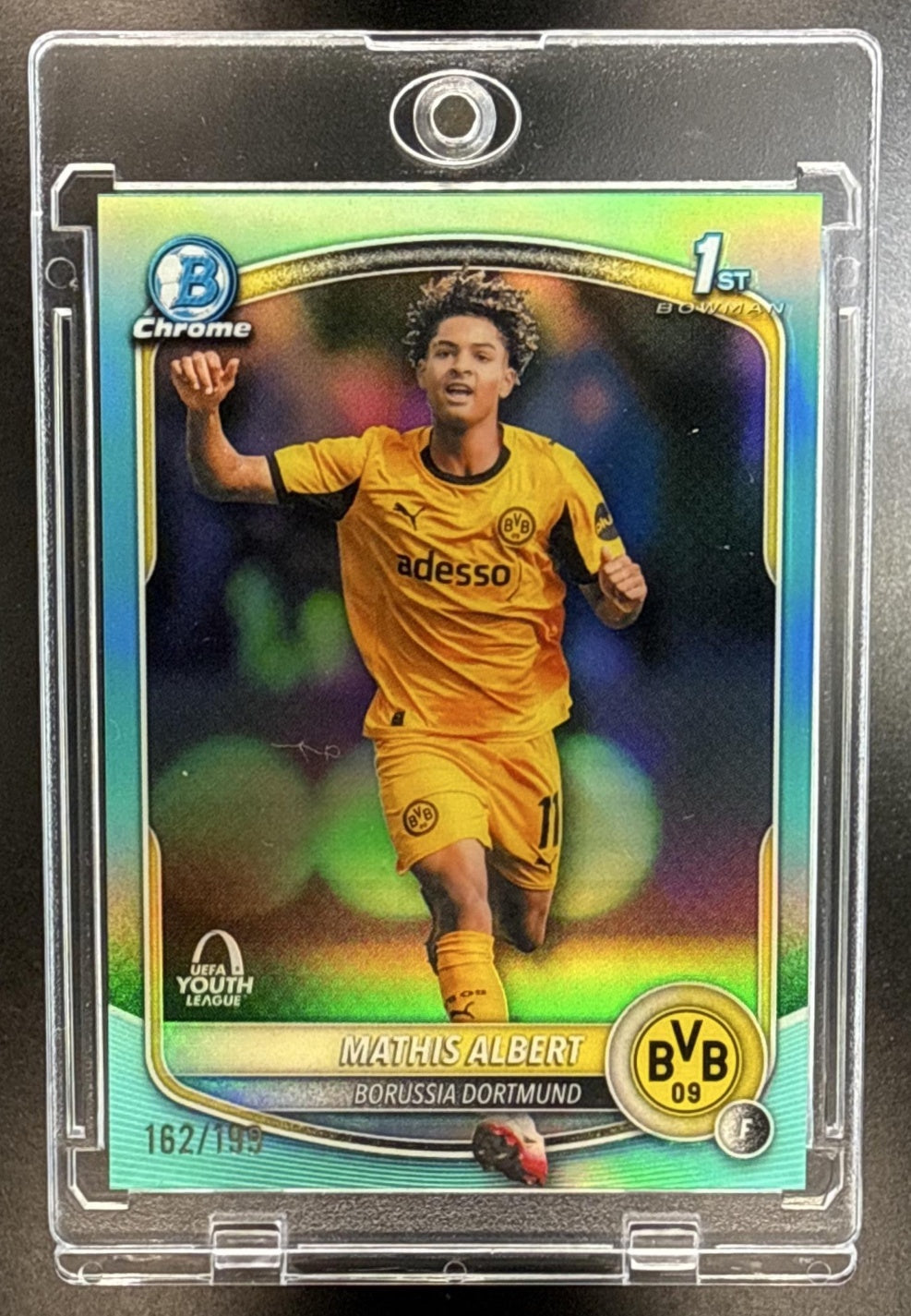 Mathis Albert Topps Chrome UCC 2025-26 Aqua /199 1st Prospect Borussia Dortmund