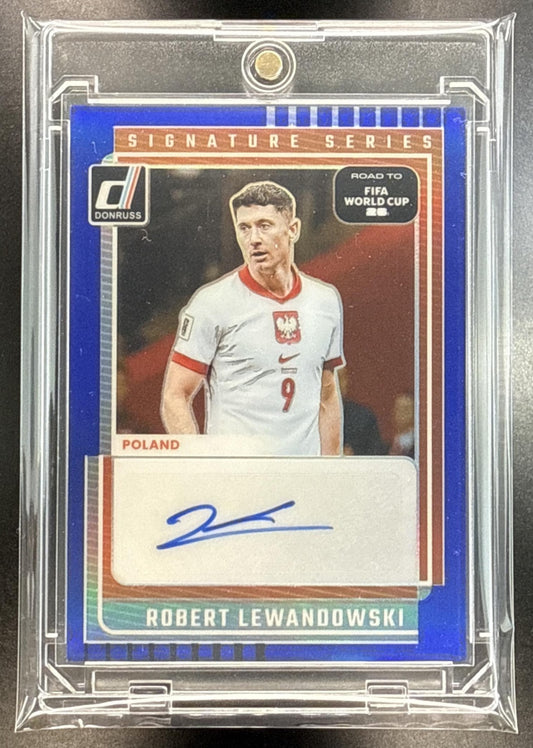 Robert Lewandowski Donruss Road to FIFA World Cup 26' 2025-26 Blue /49 Poland
