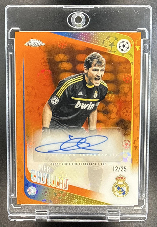 Iker Casillas Topps Chrome UCC 2025-26 Orange Logofractor /25 Auto Real Madrid C.F.