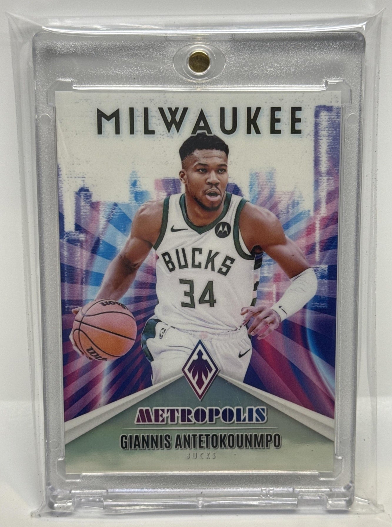 Giannis Antetokounmpo Panini Phoenix 2023-24 Metropolis Milwaukee Bucks
