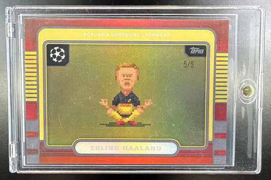 Erling Haaland Topps UCC 2025-26 8Bit Shots Red Foil /5 Borussia Dortmund