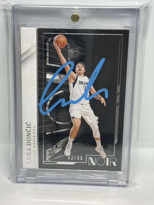 Luka Doncic Panini Noir 2021-22 /99 IP JSA Auto Dallas Mavericks