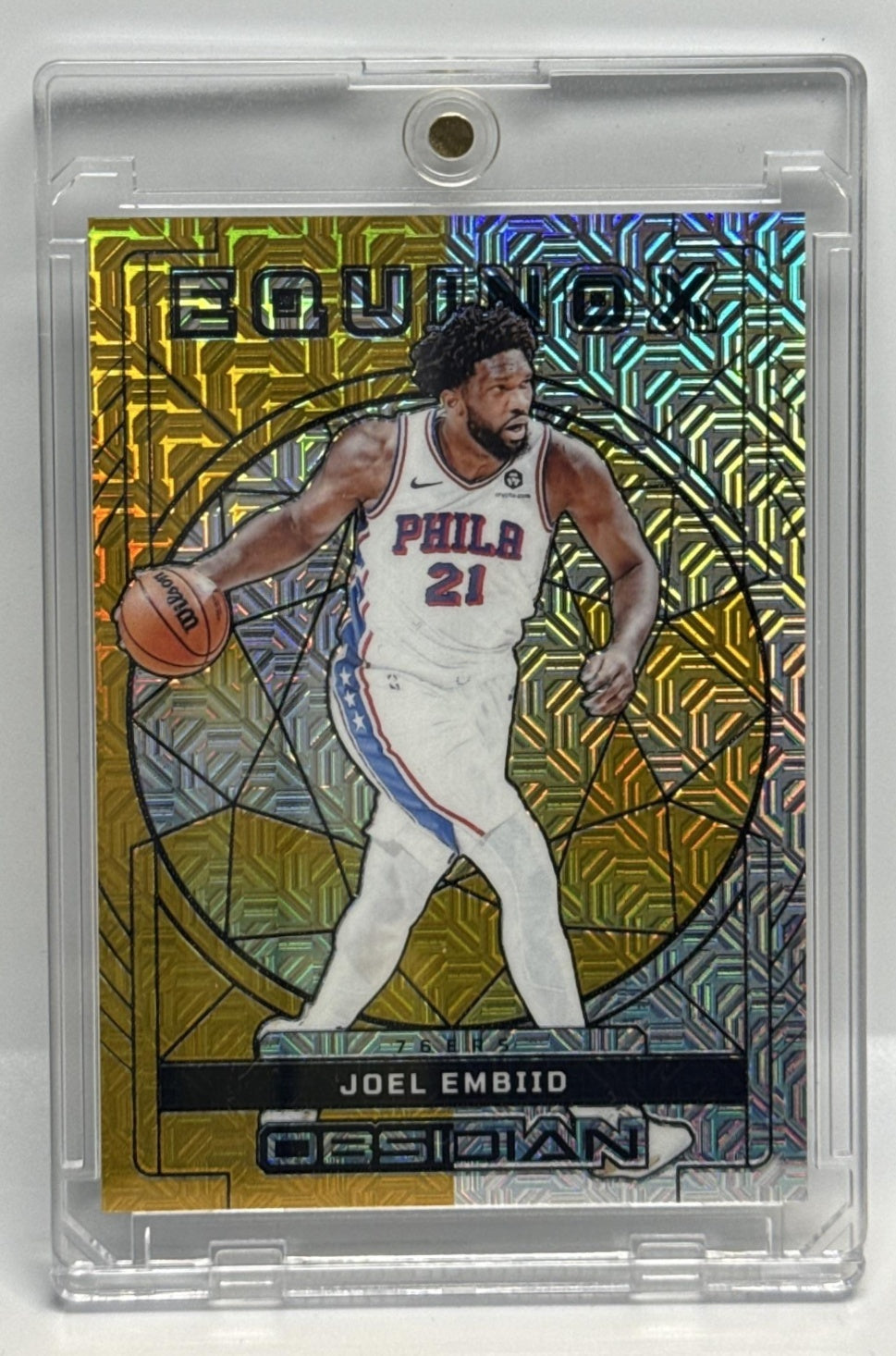 Joel Embiid Obsidian 2023-24 Electric Etch Gold Flood /10 Philadelphia 76ers