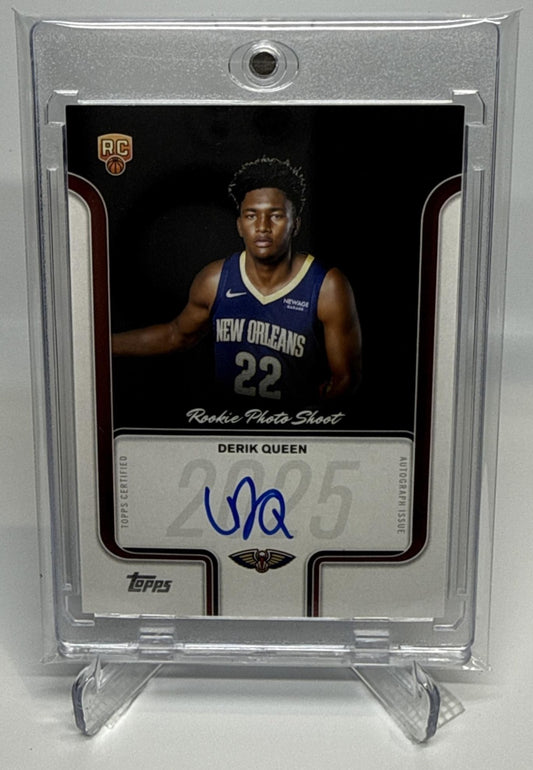 Derik Queen Topps 2025-26 Rookie Photo Shoot Auto RC New Orleans Pelicans