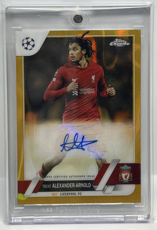 Trent Alexander-Arnold Topps Chrome UCC 2022-23 Auto Gold Lava Liverpool