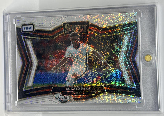Bukayo Saka Panini Select FIFA 2024-25 Field White Sparkle England
